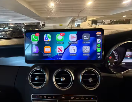 Mercedes 10.25" Screen